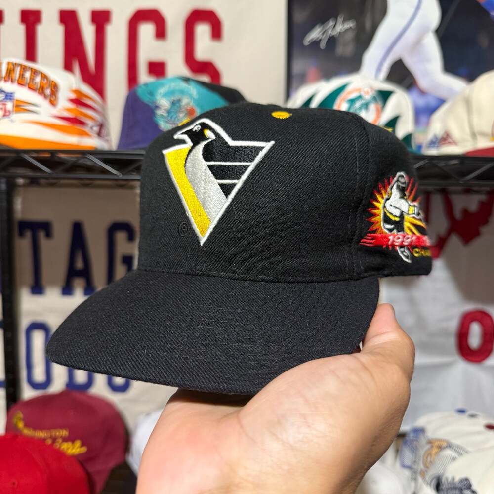 Vintage NHL Pittsburgh Penguins Annco 1991-1992 Stanley Cup Champions Wool Snapb